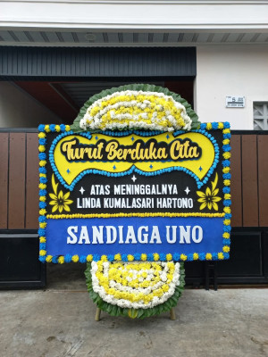 Papan Bunga Duka di Kosambi Barat